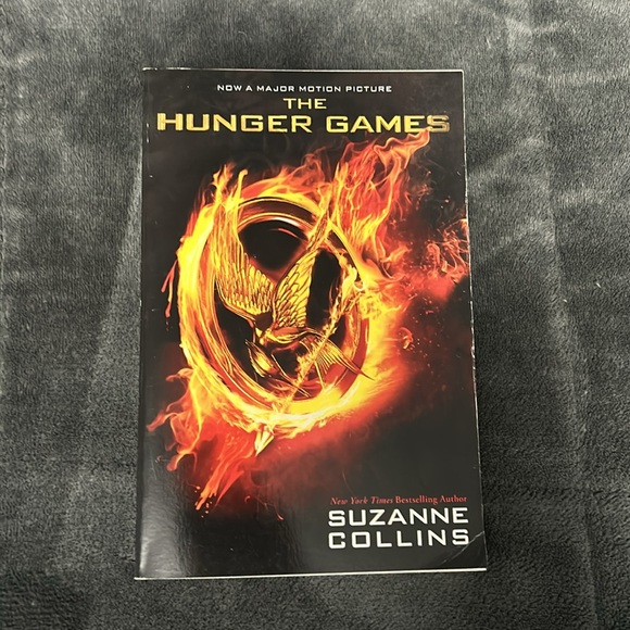 Books - Picture 4 of 10